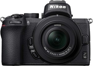 Appareil photo hybride Nikon
  Z50 Body + Objectif Z DX 16-50mm f/3.5-6.3 VR (VOA050GM)